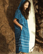 Terra Hooded Poncho Black