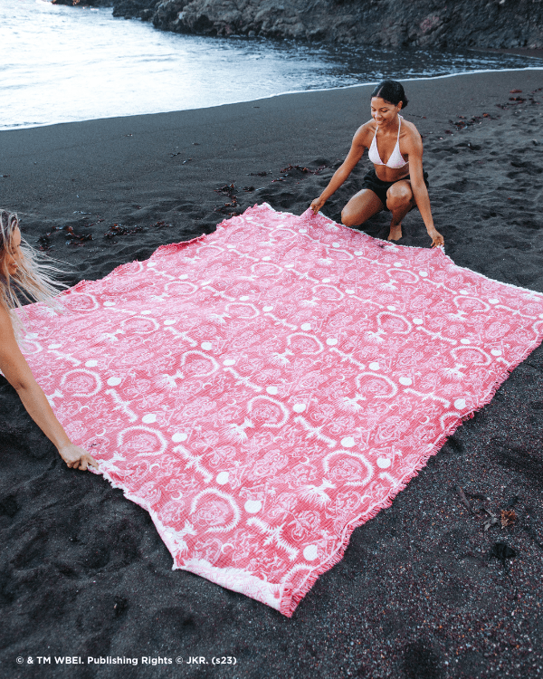 Magical Creatures – PARTY BLANKET™