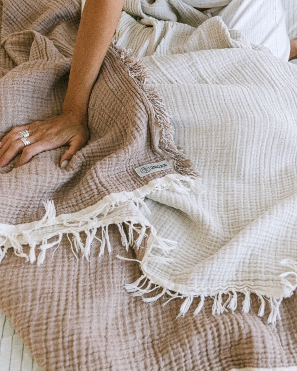 Senna Taupe – PARTY BLANKET™ – King