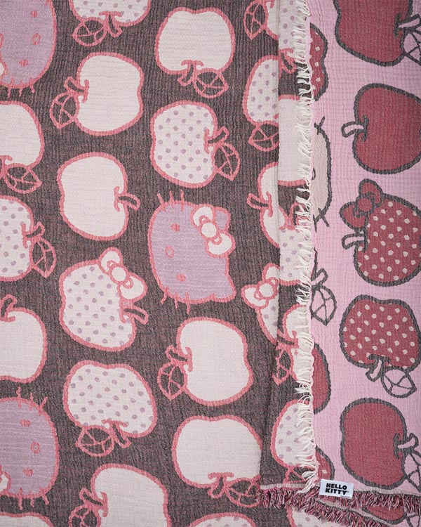Hello Kitty® Apple – PARTY BLANKET™