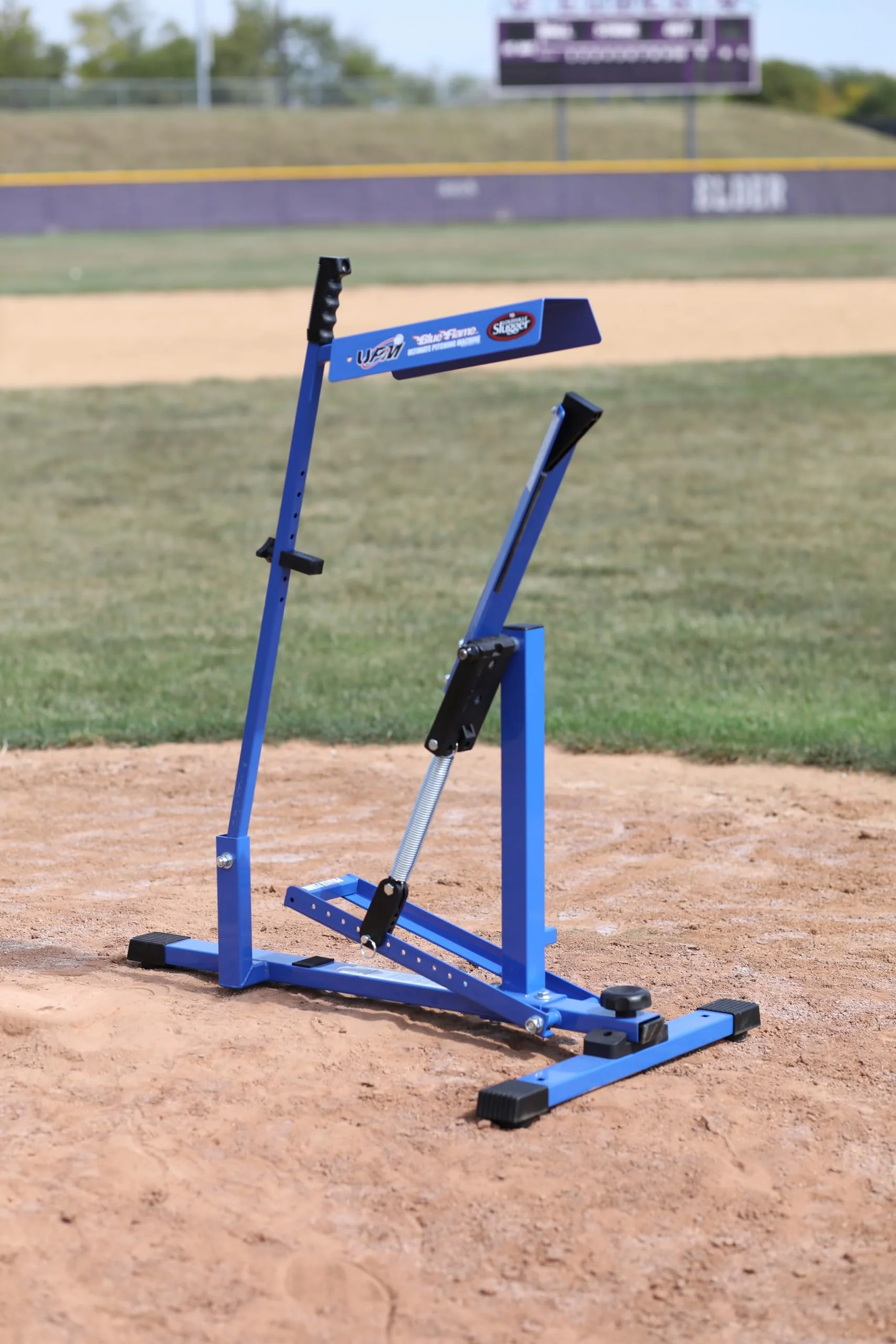 Louisville Slugger Blue Flame Pitching Machine - UZIS Sports