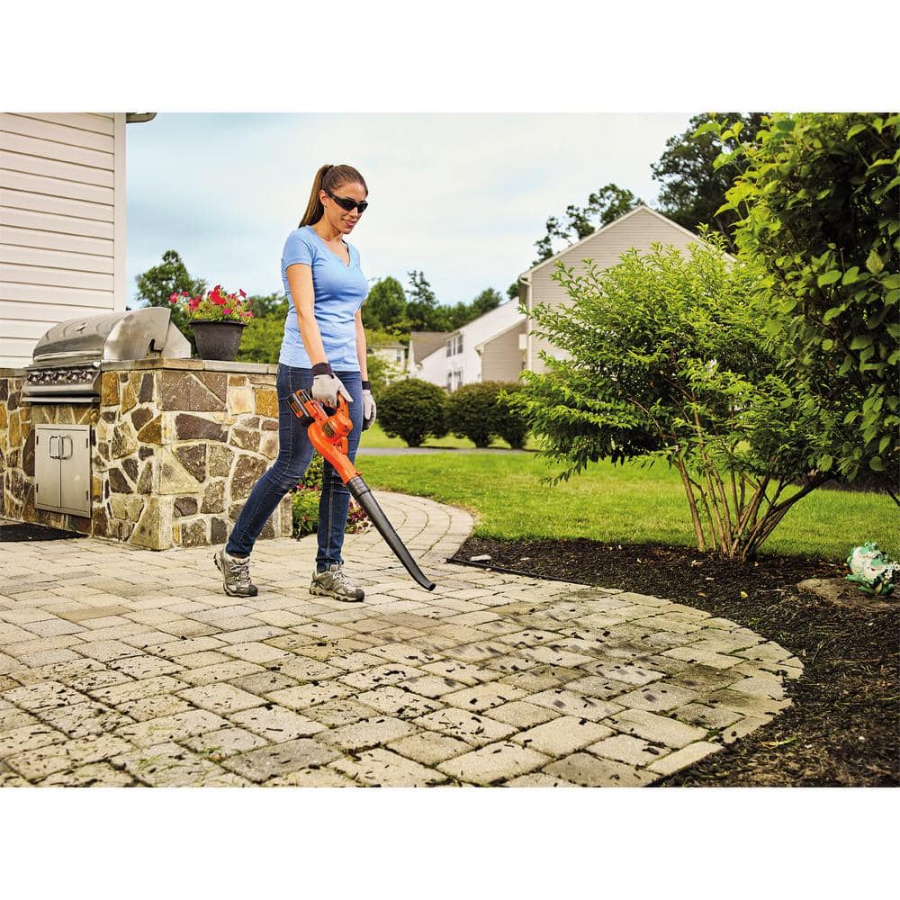 BLACK+DECKER 40V MAX 125 MPH 90 CFM Cordless Battery Powered Handheld Leaf Blower Kit with (1) 1.5Ah Battery & Charger LSW40C - UZIS Sports