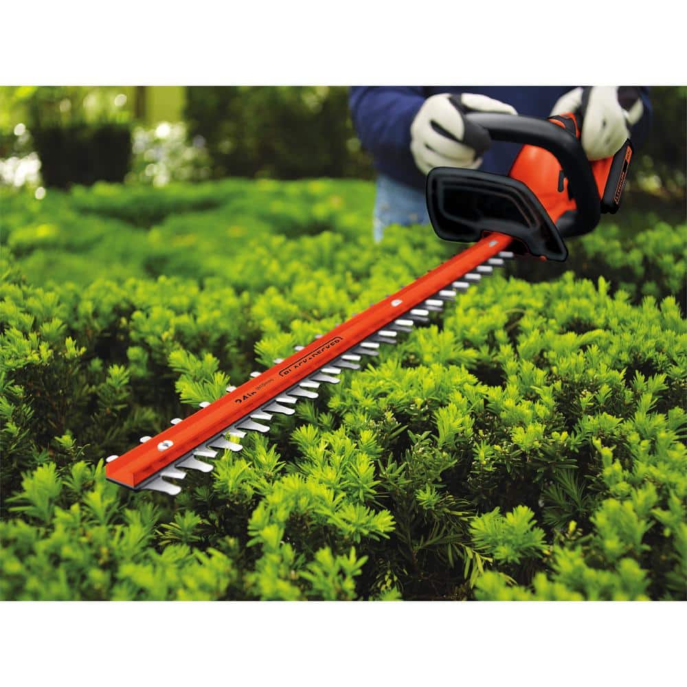 BLACK+DECKER 40V MAX Cordless Battery Powered Hedge Trimmer Kit with (1) 1.5Ah Battery & Charger LHT2436 - UZIS Sports