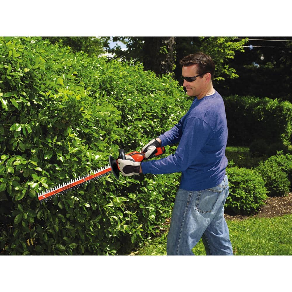 BLACK+DECKER 40V MAX Cordless Battery Powered Hedge Trimmer Kit with (1) 1.5Ah Battery & Charger LHT2436 - UZIS Sports